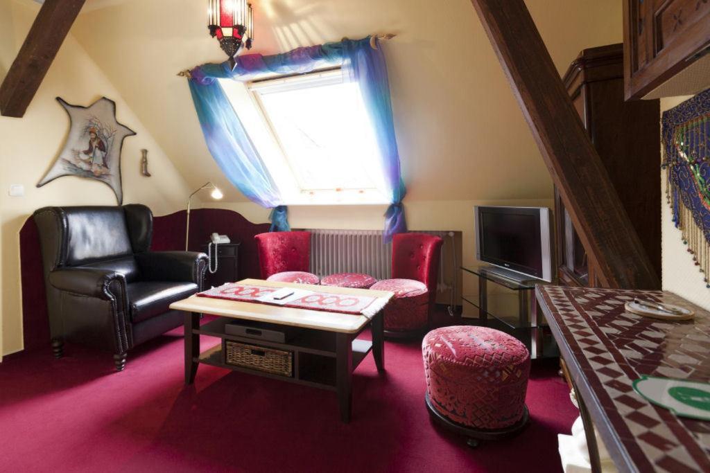 Themen Hotel Terrassen Cafe Bad Munder am Deister Luaran gambar